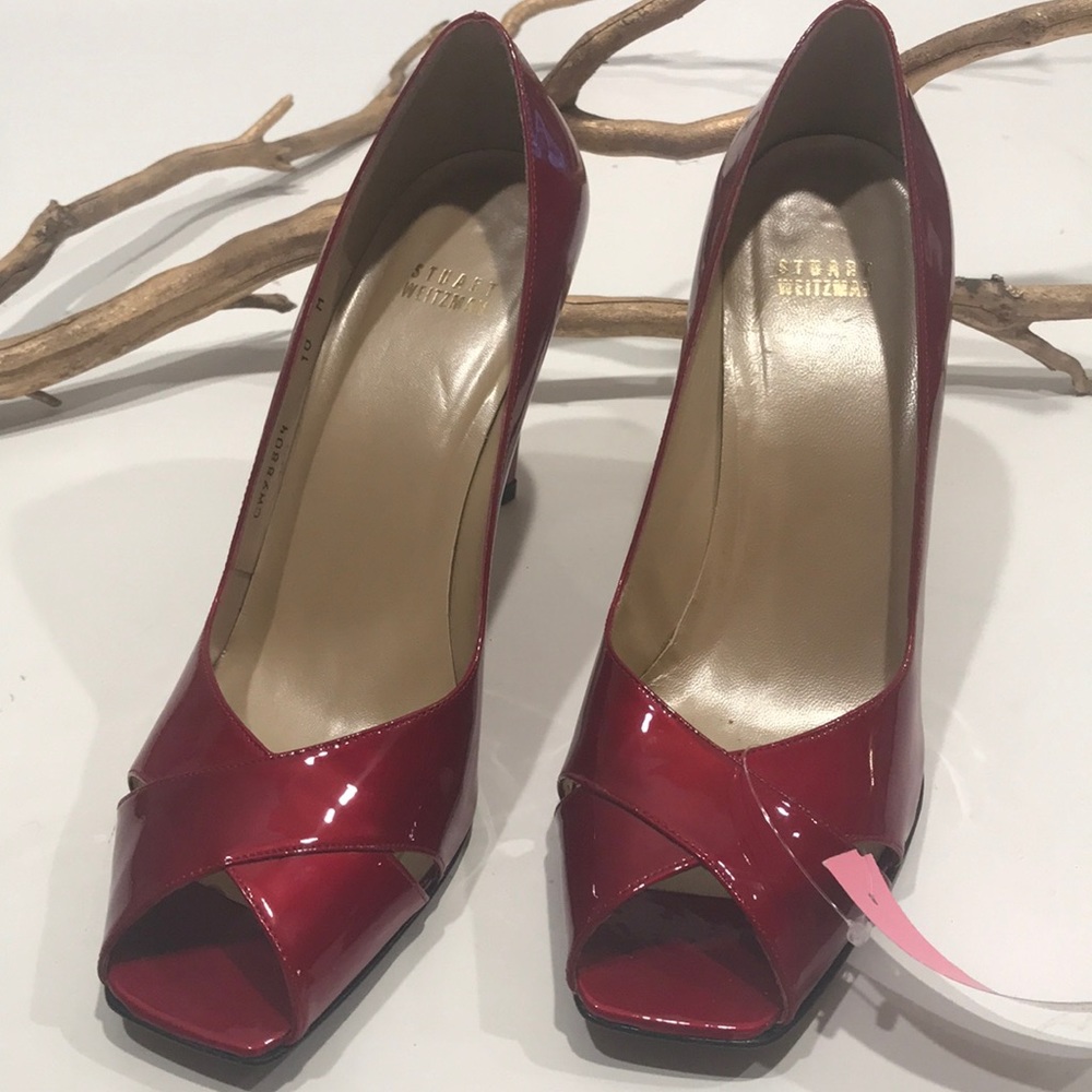 STUART WEITZMAN max red quasar patent pumps 10